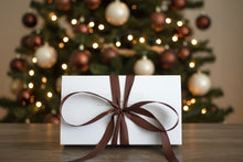 Load image into Gallery viewer, Extrait De Parfum Discovery Set