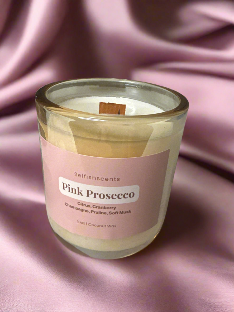 Champagne scented wood wick candle 